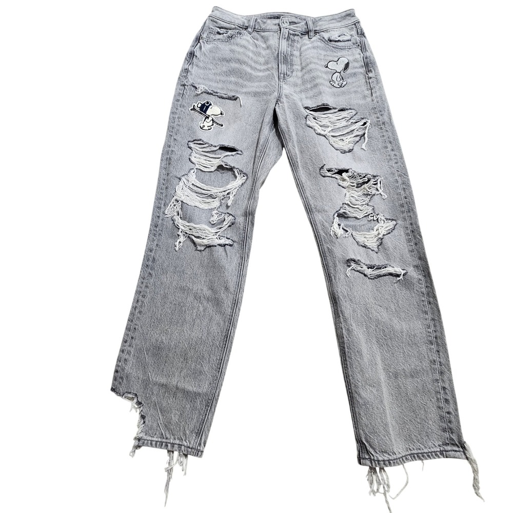American Eagle Mom Jeans Women 8 Grey Peanuts Snoopy Distressed Ripped Hems
